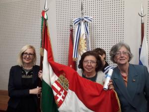 Condecorada húngara en el Día del Inmigrante